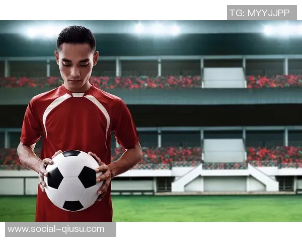 致敬足球运动员的拼搏精神与无畏追梦之旅